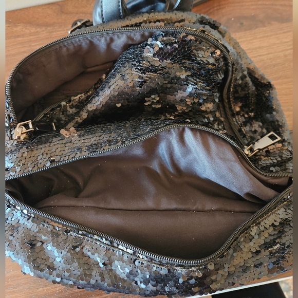 Black Sequined Faux Leather Small Backpack Adjustable Strap Silvertone Hardware - Picture 6 of 16